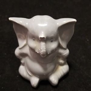 Western Publishing Co, INC. Shaggy Baggy elephant